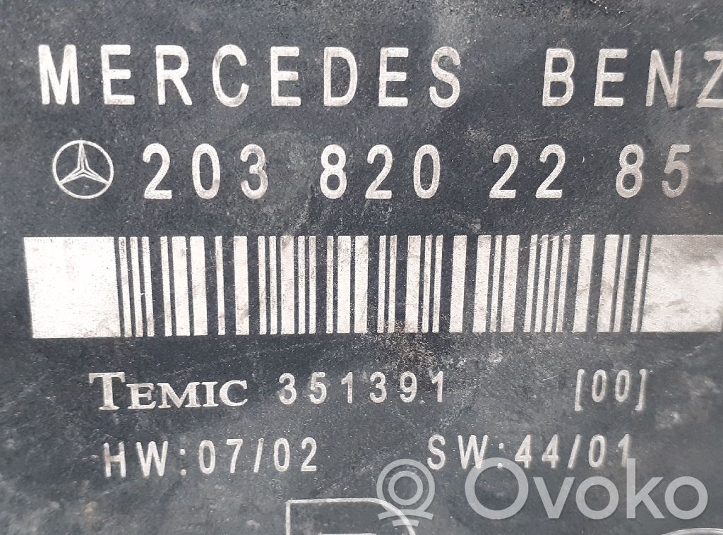 Mercedes-Benz C W203 Unitate/modul de comandă închidere centralizată 