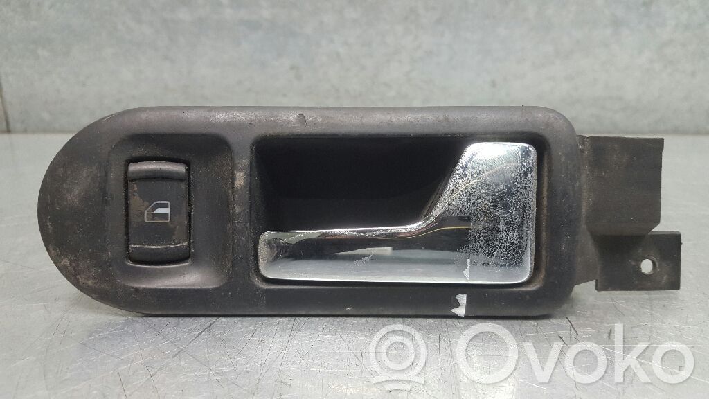 Volkswagen PASSAT B5 Klamka wewnętrzna drzwi przednich