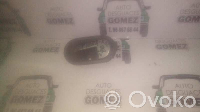 Ford Fiesta Manecilla interna puerta delantera