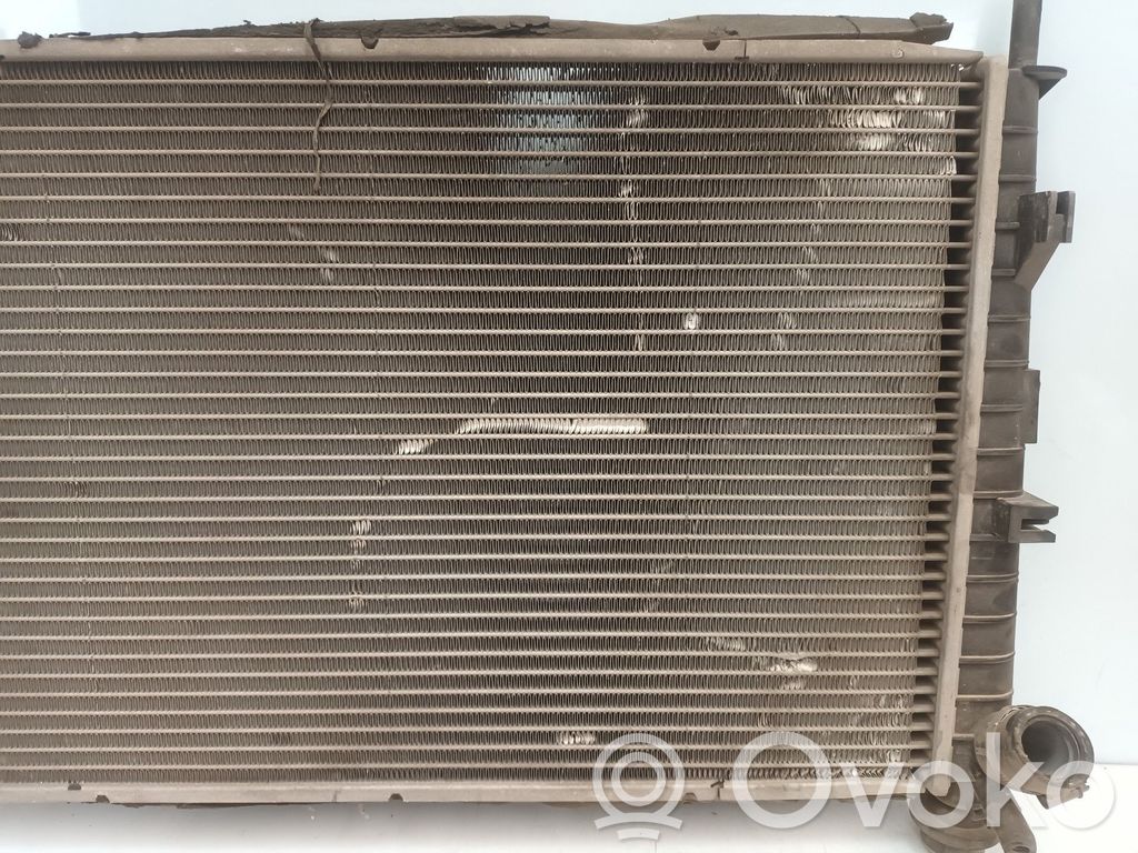 Ford Mondeo Mk III Radiateur de refroidissement