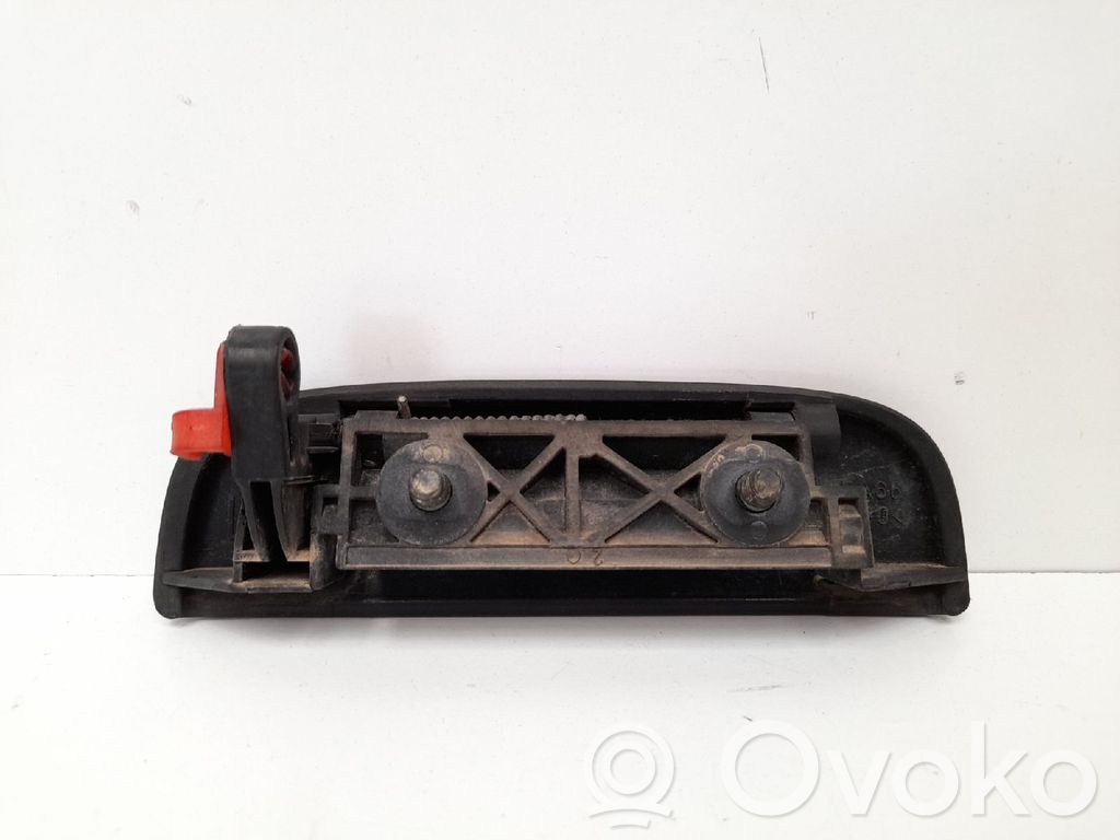 Manecilla externa puerta delantera   8282083E005PK