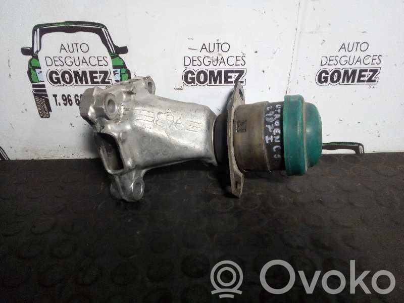 Engine mount bracket   183978