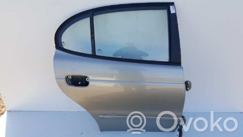 Daewoo Leganza Puerta trasera 