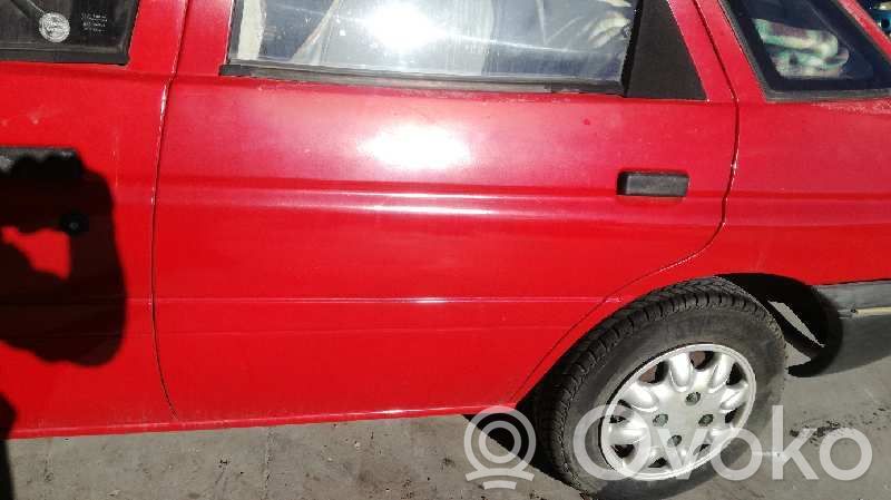 Ford Escort Puerta trasera 