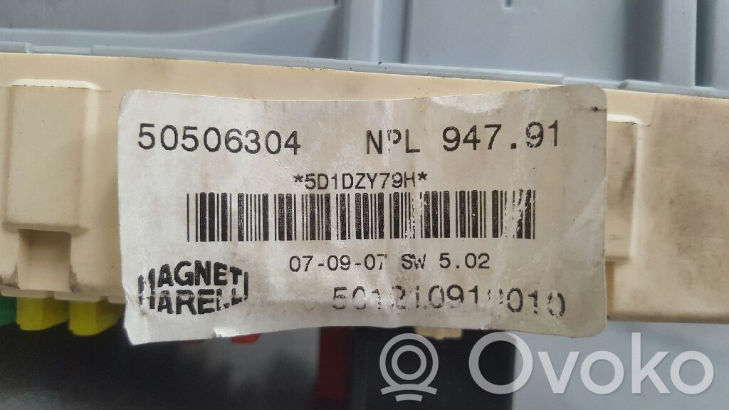 Alfa Romeo GT Módulo de fusible 