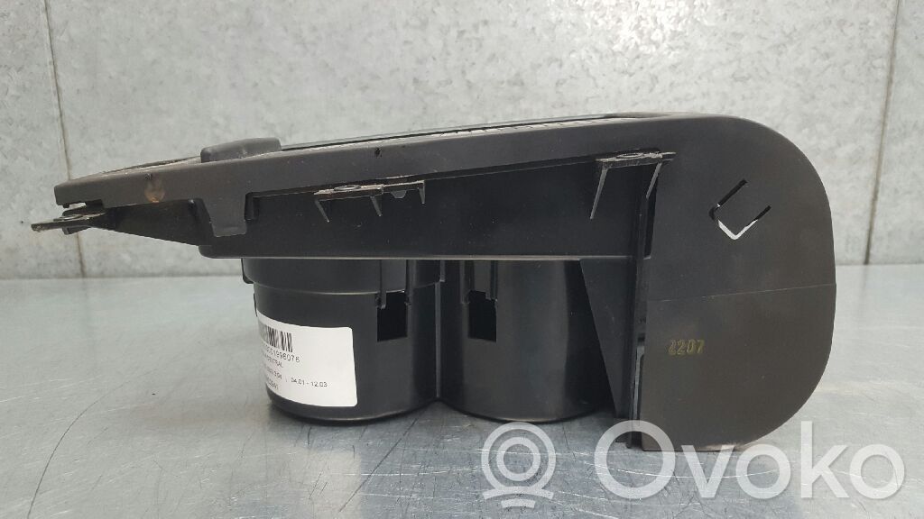 Consola central   51168402941