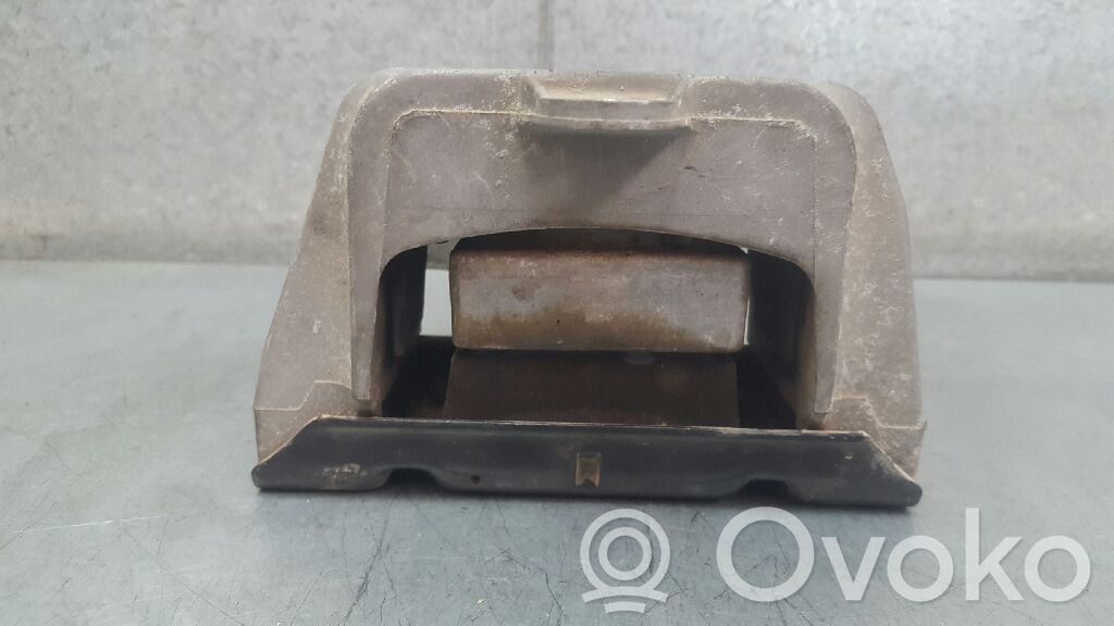 Volkswagen Golf IV Supporto di montaggio del motore