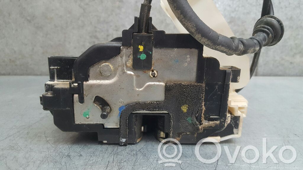 KIA Ceed Serratura portiera posteriore 