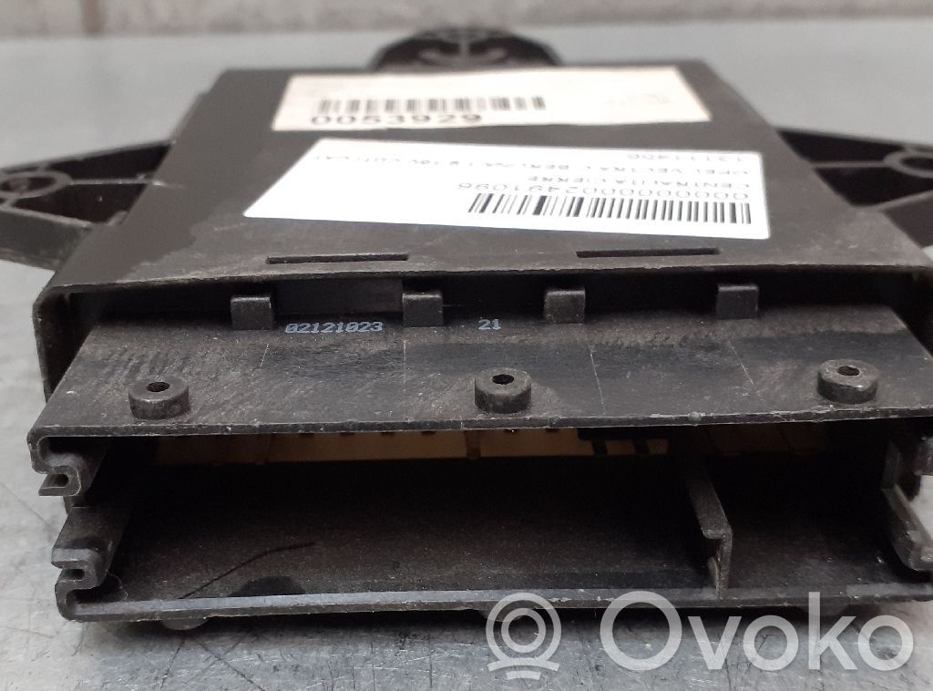 Opel Vectra C Centralina/modulo chiusura centralizzata portiere