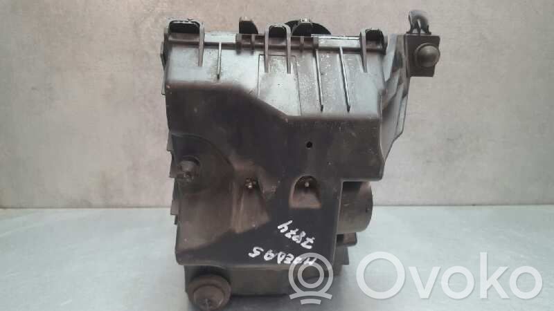 Air filter box   BRF7N