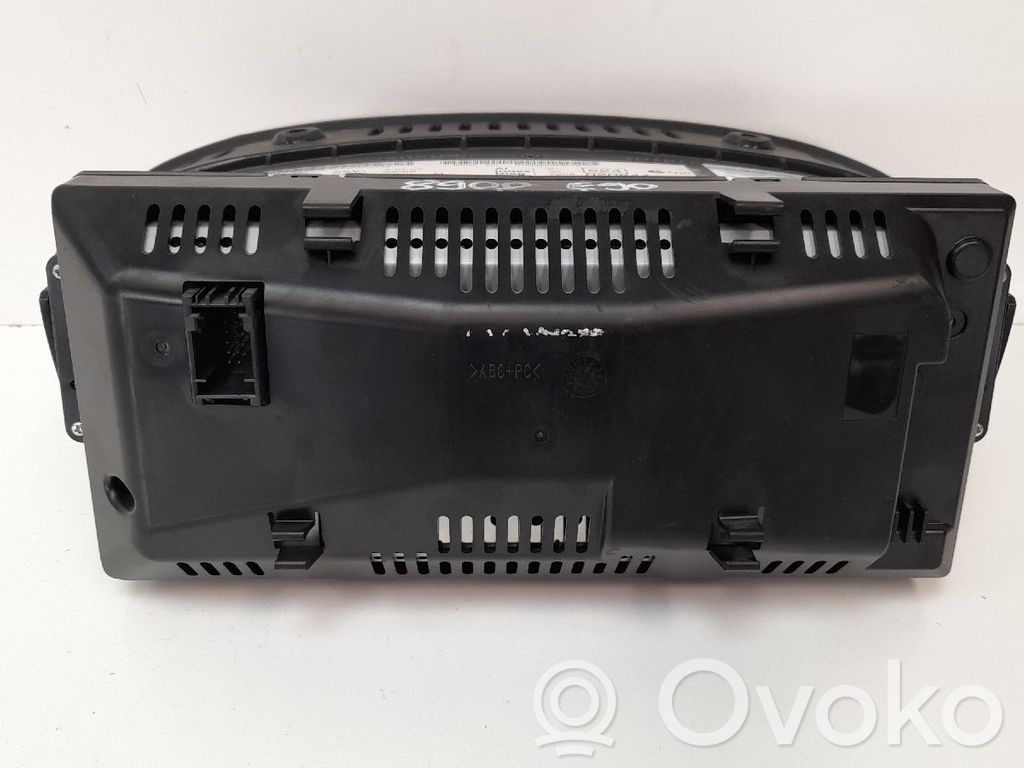Bildschirm / Display / Anzeige   65826966924