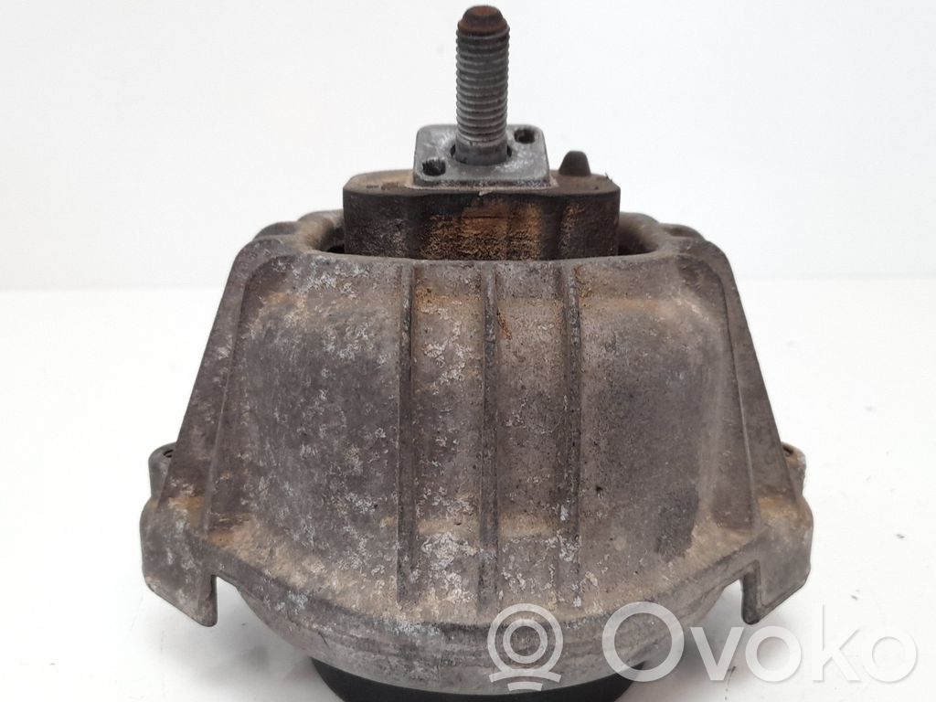 Wspornik / Mocowanie silnika   13981112