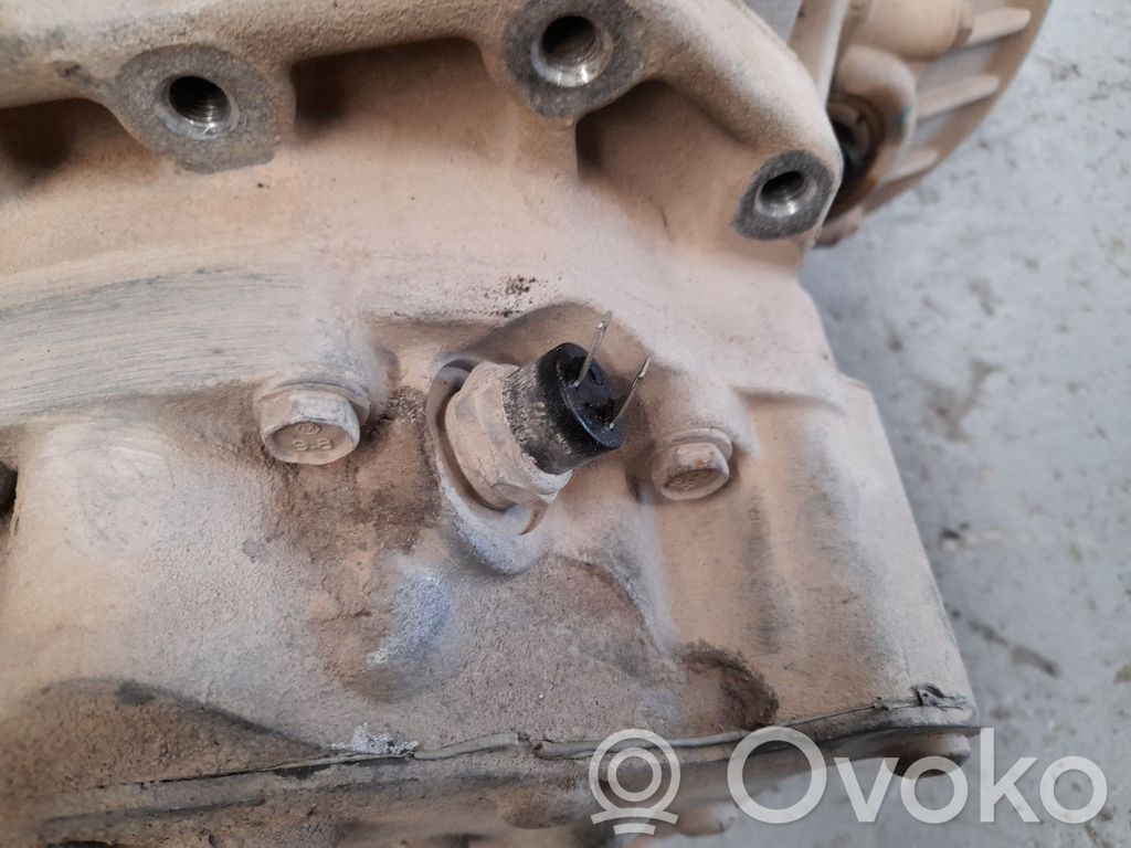 Chrysler Voyager Manualna 5-biegowa skrzynia biegów 