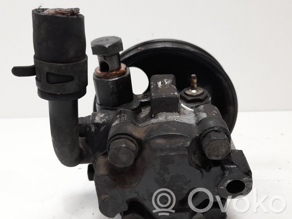 KIA Shuma Ohjaustehostimen pumppu 