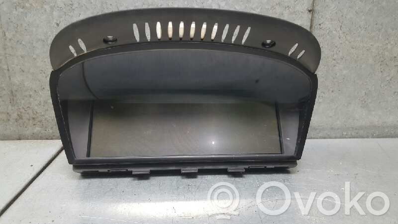 Panel / Radioodtwarzacz CD/DVD/GPS   65826966925