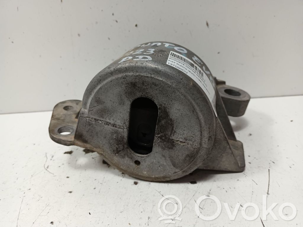 Fiat Grande Punto Engine mount bracket 