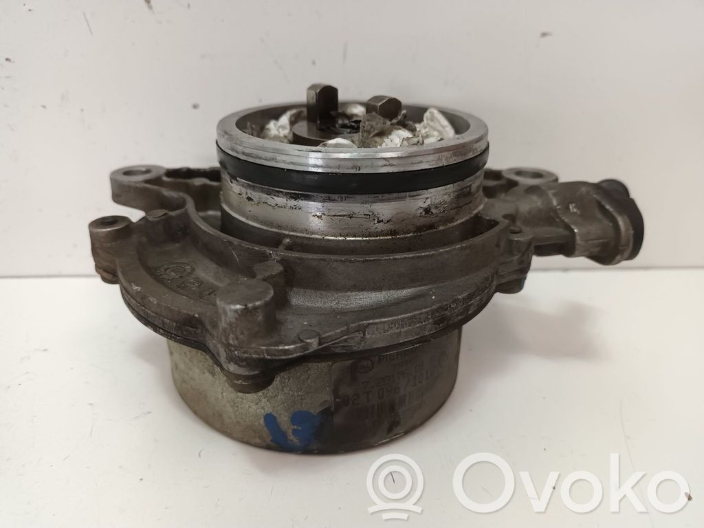 Pompă vacuum   7787366C