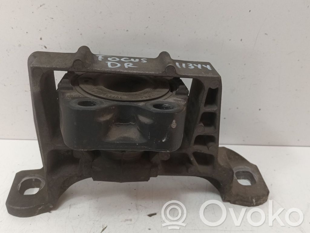 Ford Focus Engine mount bracket 