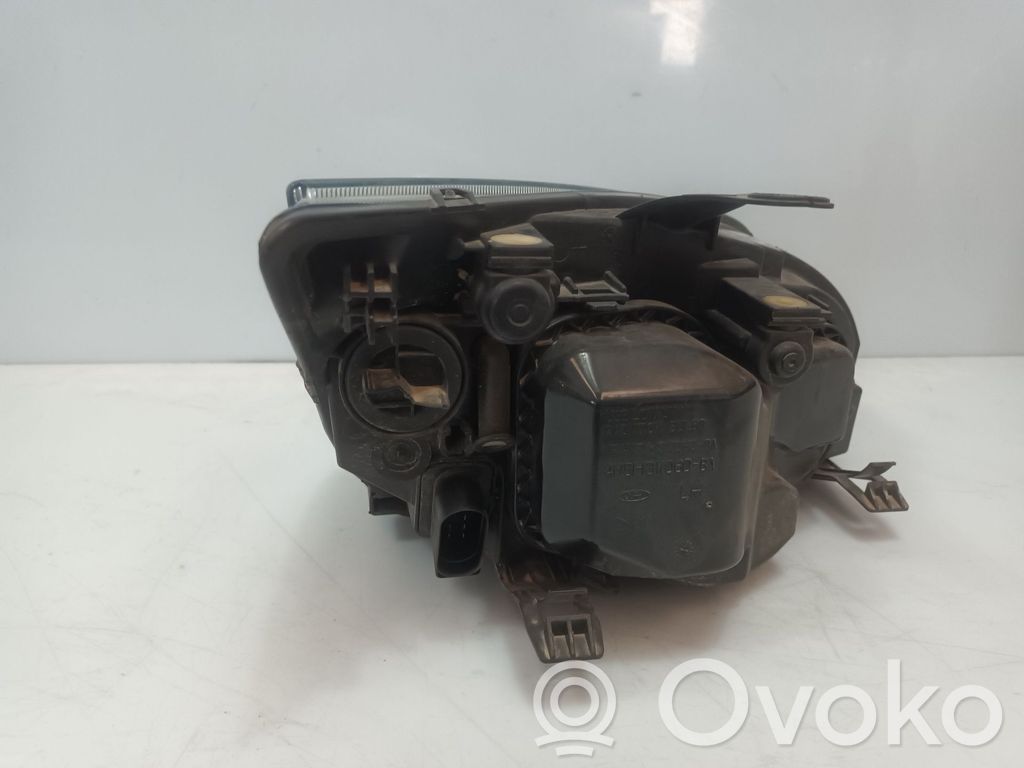 Phare frontale   4M5113W030