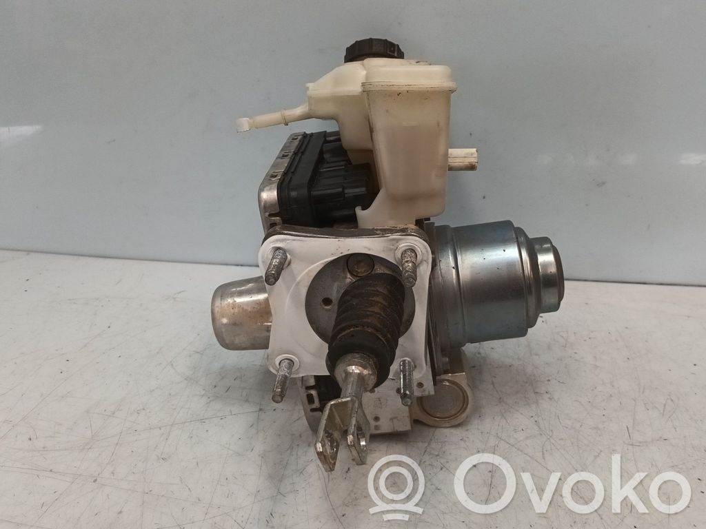 ABS-pumppu   LX6C2D335MD