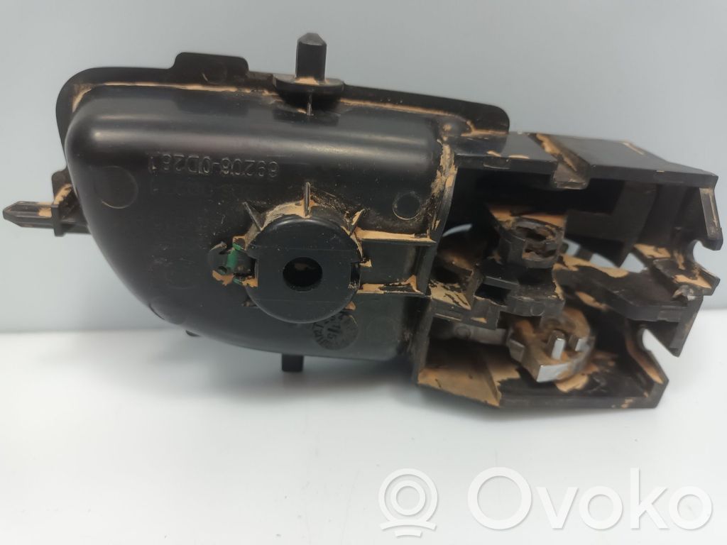 Manecilla interna puerta trasera   92057A1