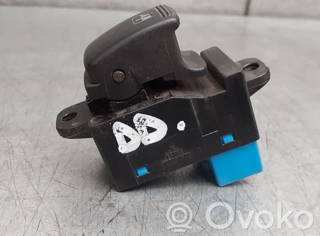 KIA Rio Electric window control switch 