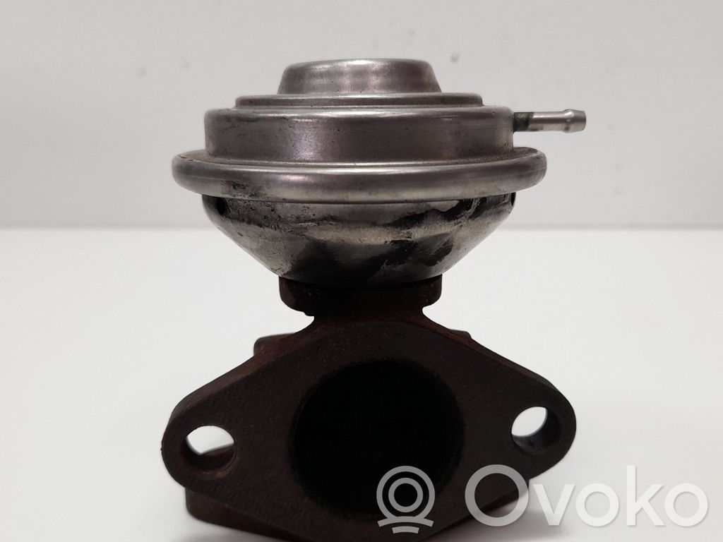 Válvula EGR   046131503A