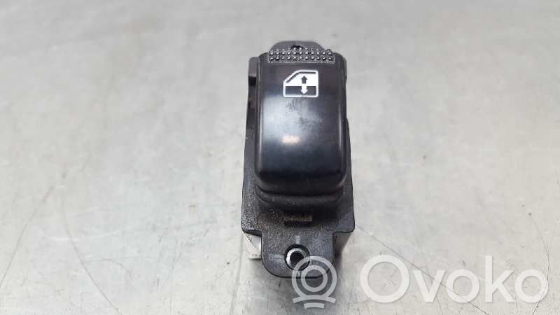 KIA Cerato Przyciski szyb 
