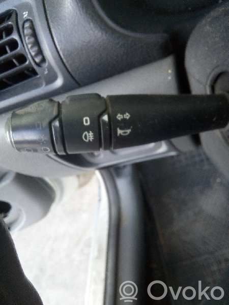 Interruptor de luz   7701047539