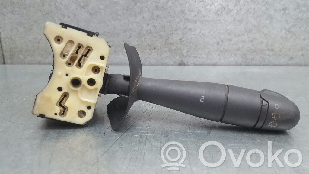 Renault Clio II Wiper control stalk 