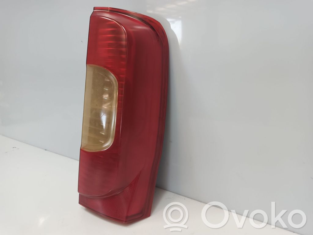 Lampa tylna