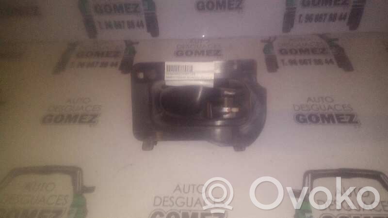 Manecilla interna puerta delantera   13158425