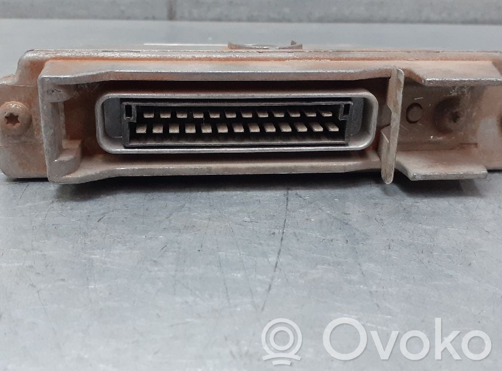 Moottorin ohjainlaite/moduuli   7700104956