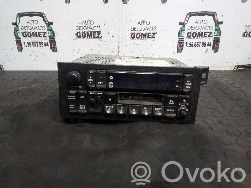 Panel / Radioodtwarzacz CD/DVD/GPS   04704392AD