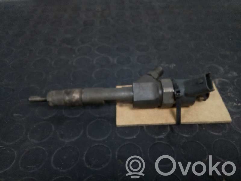 Inyector de combustible   8200296279