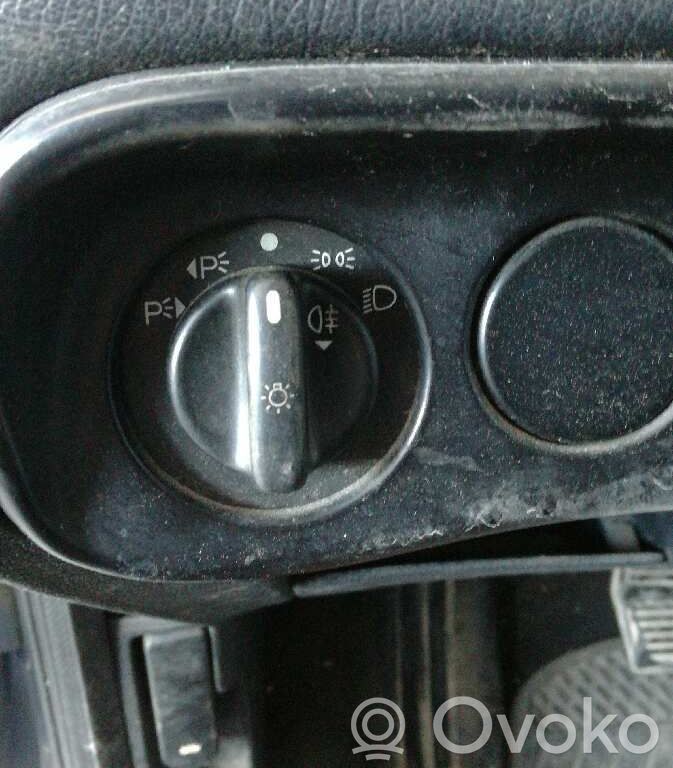 Ford Mondeo MK I Valokatkaisija 