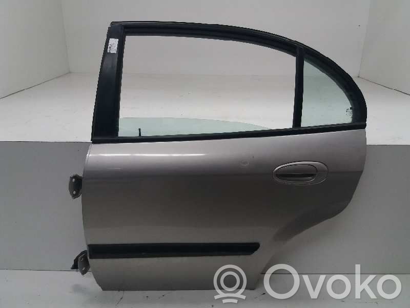 Chevrolet Evanda Puerta trasera 