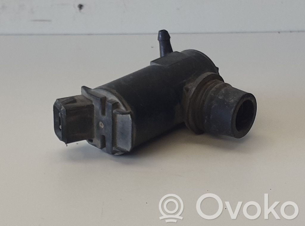 Ford Fiesta Pompa spryskiwacza szyby przedniej / czołowej 