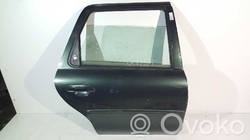 Puerta trasera   6833780