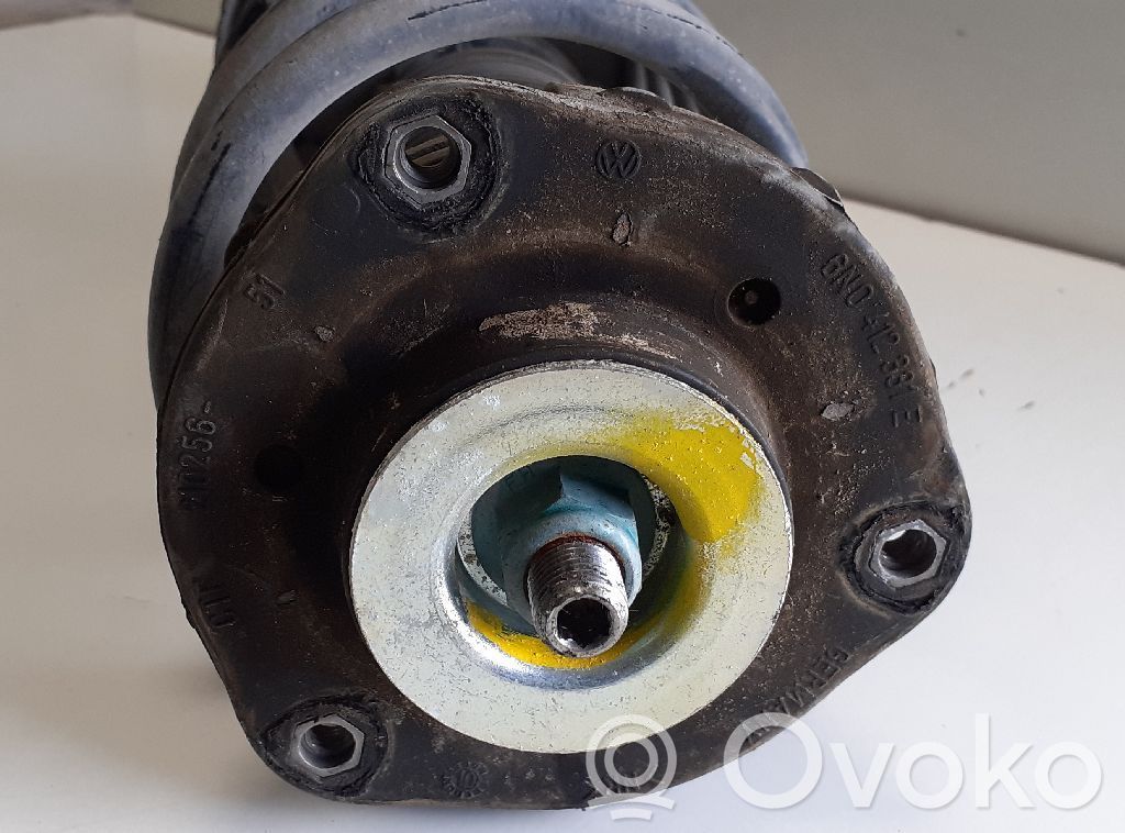 Volkswagen Polo III 6N 6N2 6NF Priekinis amortizatorius