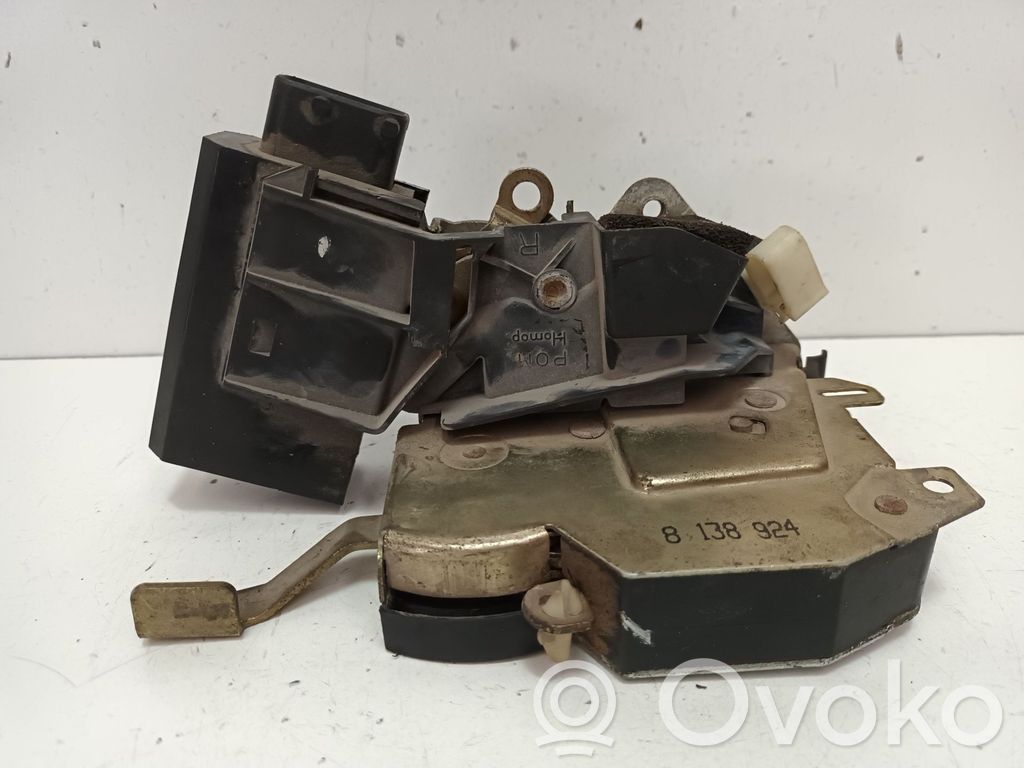 Front door lock   51218138924