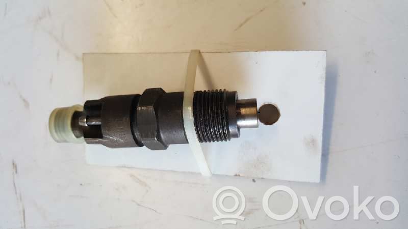 Nissan Vanette Inyector de combustible 