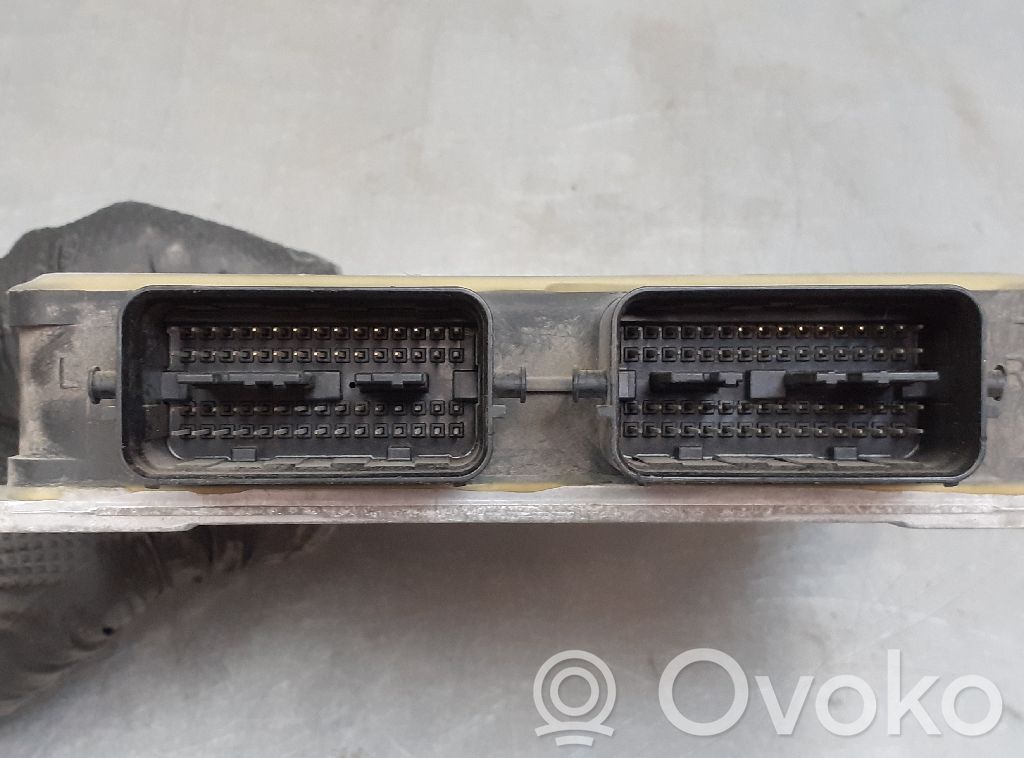 Unidad de control/módulo del motor   LF5018881E