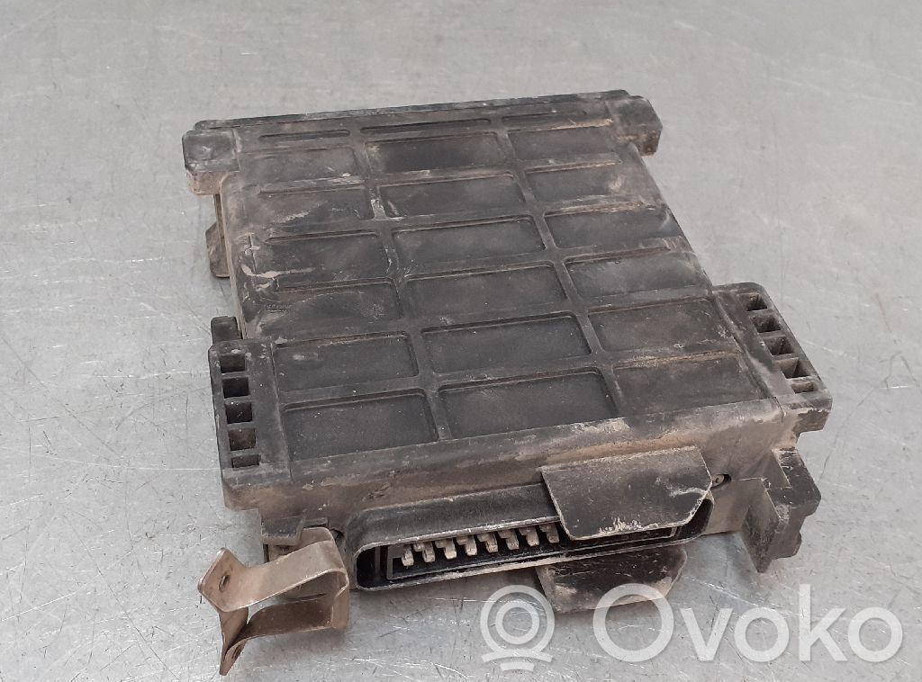 Unidad de control/módulo del motor   0025453632