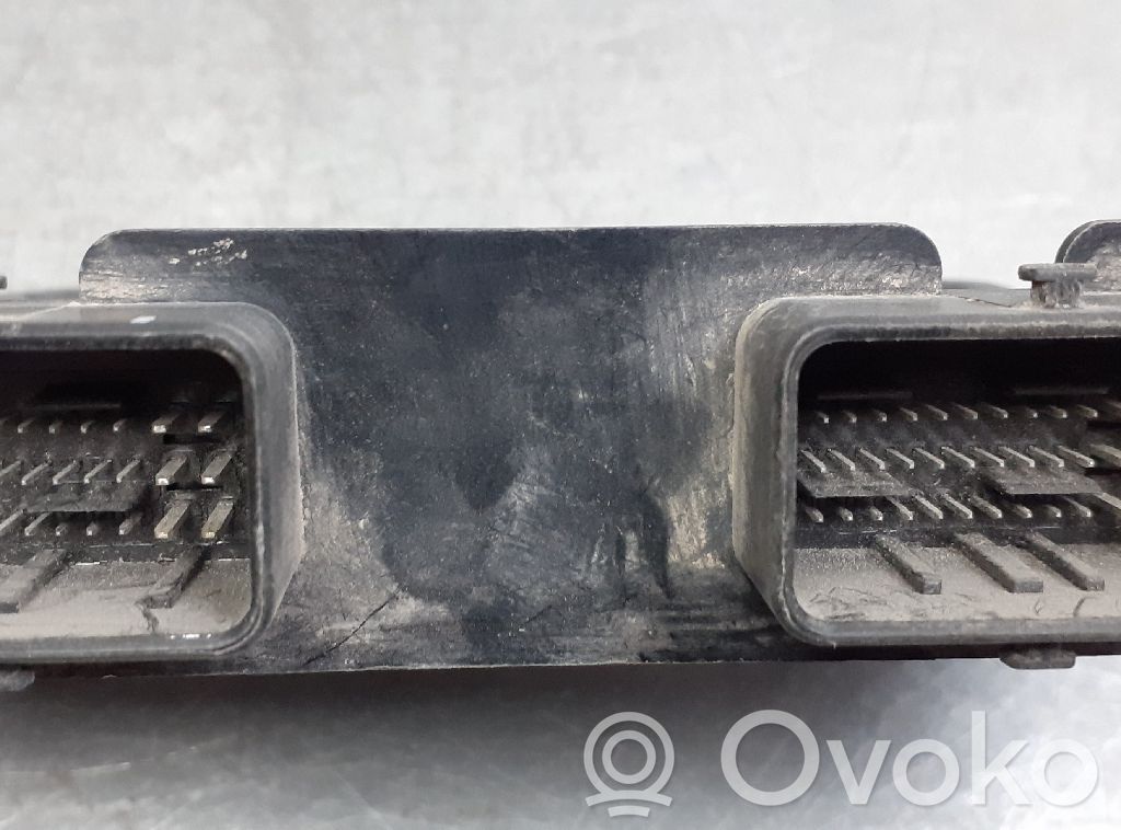 Moottorin ohjainlaite/moduuli   9650359580