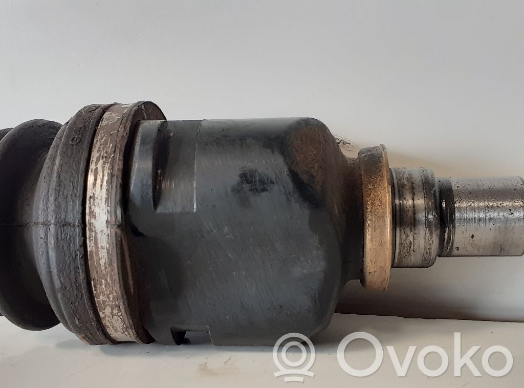 Toyota Corolla E110 Eje de transmisión delantero 