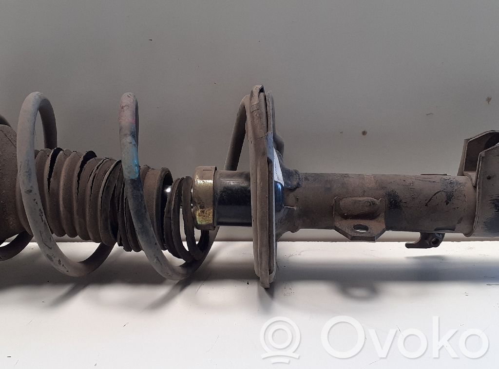 Toyota Corolla E120 E130 Amortiguador delantero 