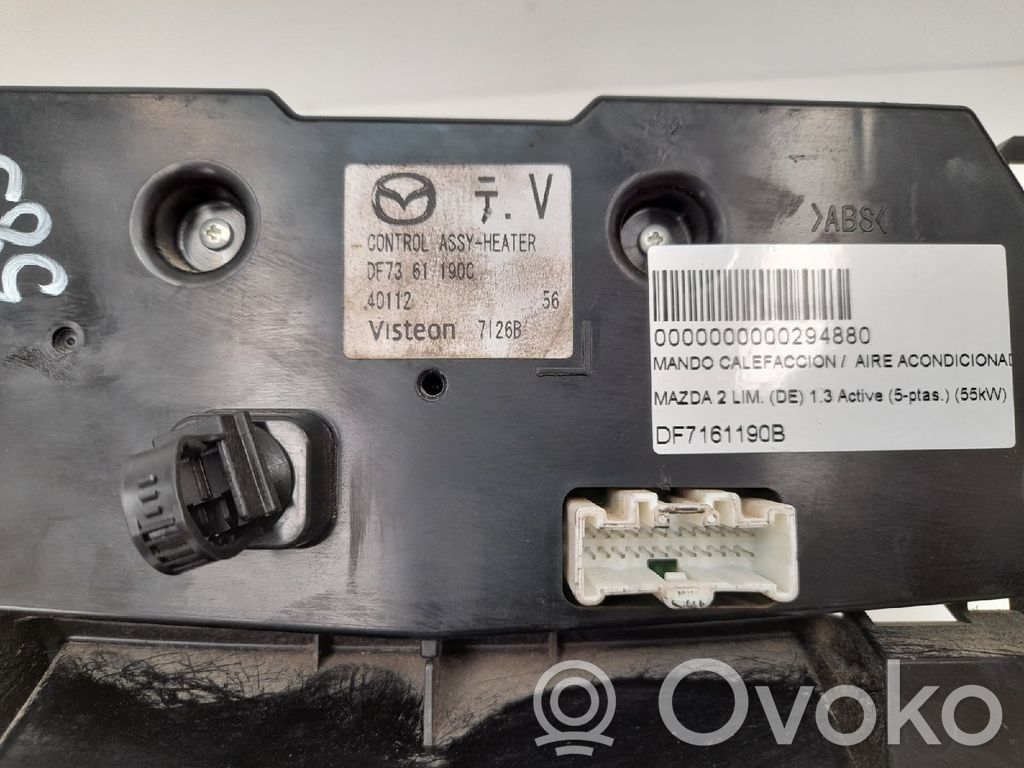 Mazda 2 Climate control unit 