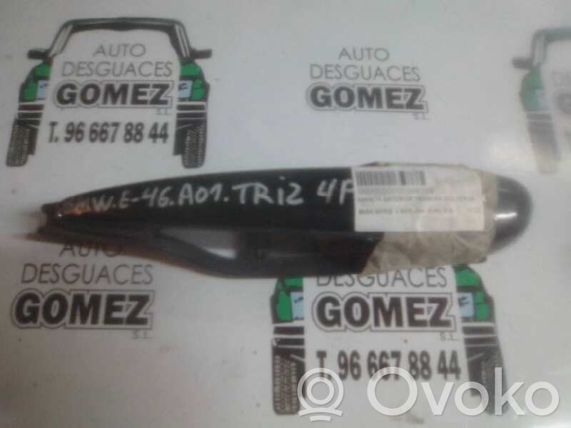 Manecilla externa puerta trasera   51218253455