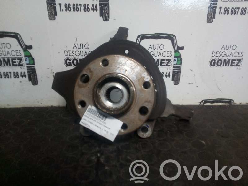 Opel Corsa C Mangueta de dirección de rueda delantera 